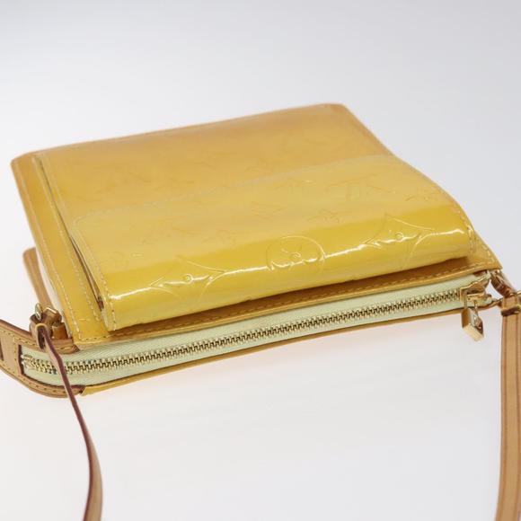 LOUIS VUITTON Monogram Vernis Motto Pouch Lime Yellow M91059 LV Auth ep7977 - Picture 6 of 16